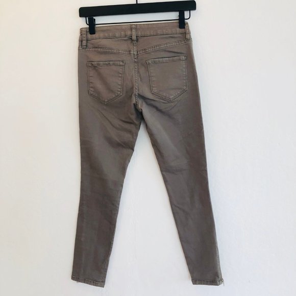 Club Monaco Gray Zipper Jeans - Picture 2 of 15